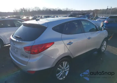 2013 Hyundai Tucson Limited z USA, uszkodzony, nr VIN KM8JU3AC5DU736588
